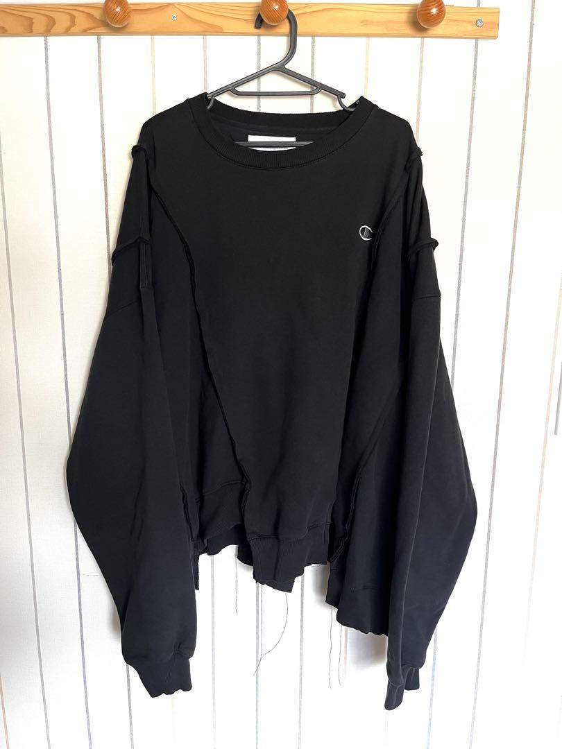 DISCOVERED × champion docking sweat