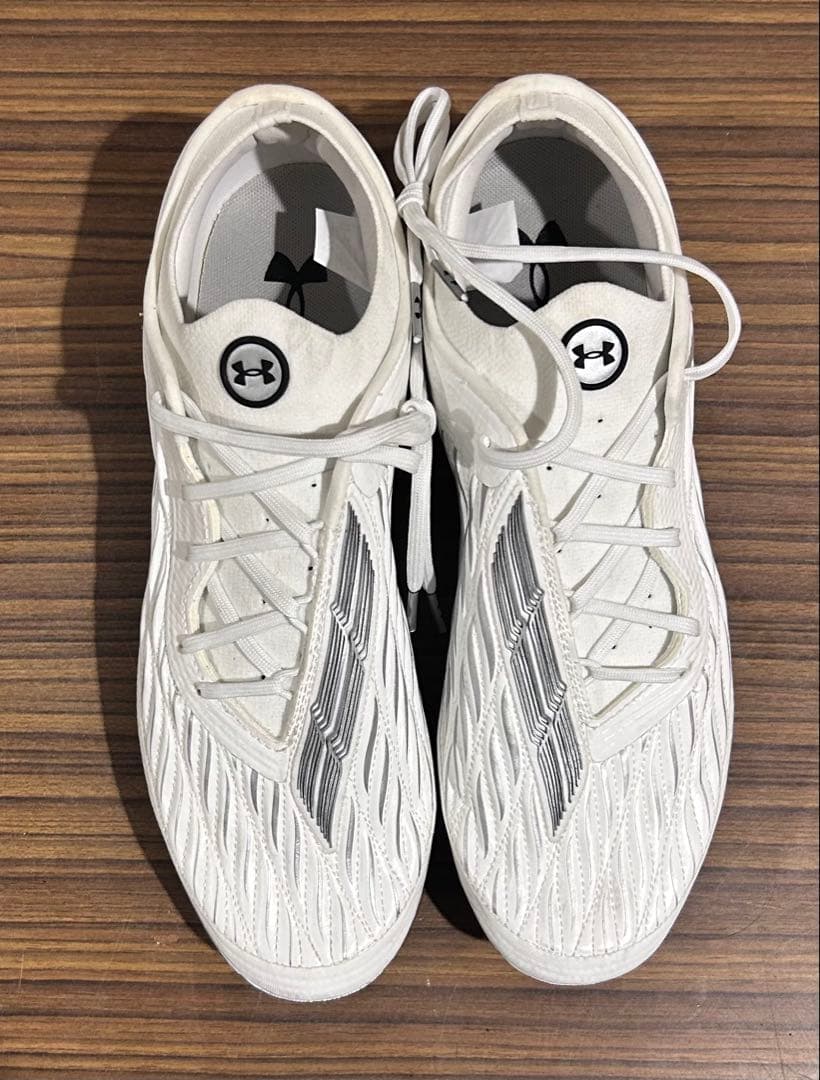 アンダーアーマー マグネティコ エリート4 FG ホワイト