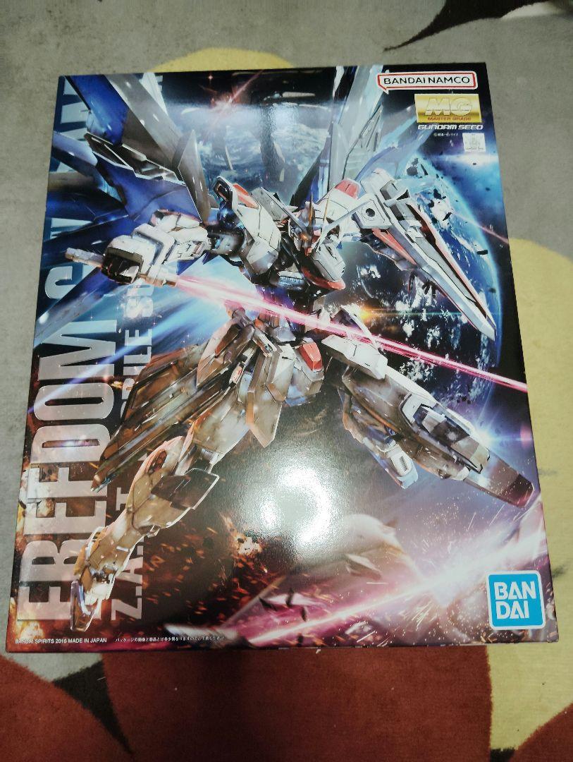 フリーダムガンダムMGデカール付き