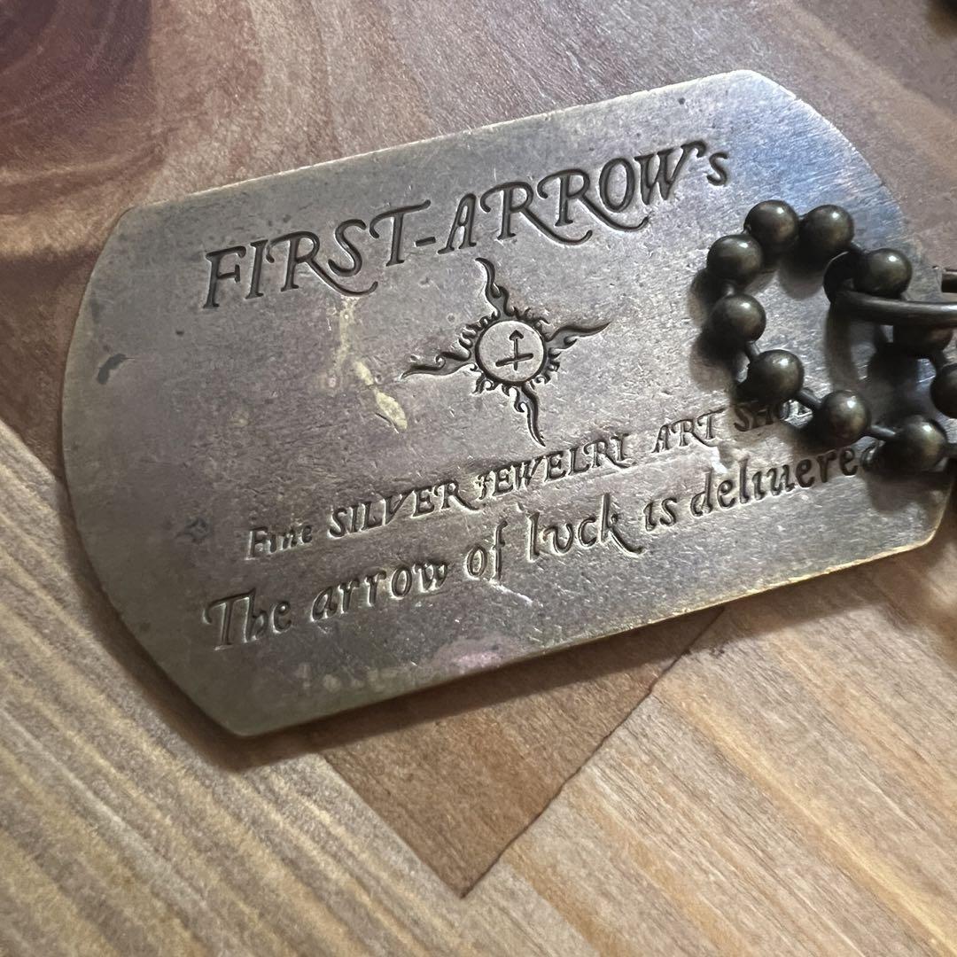 FIRST ARROWS ドッグタグ ネックレス