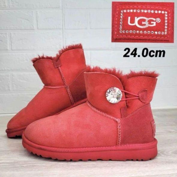 最も信頼できる ブリング ミニベイリーボタン W 希少品】UGG スワロフスキー 23cm 赤 靴