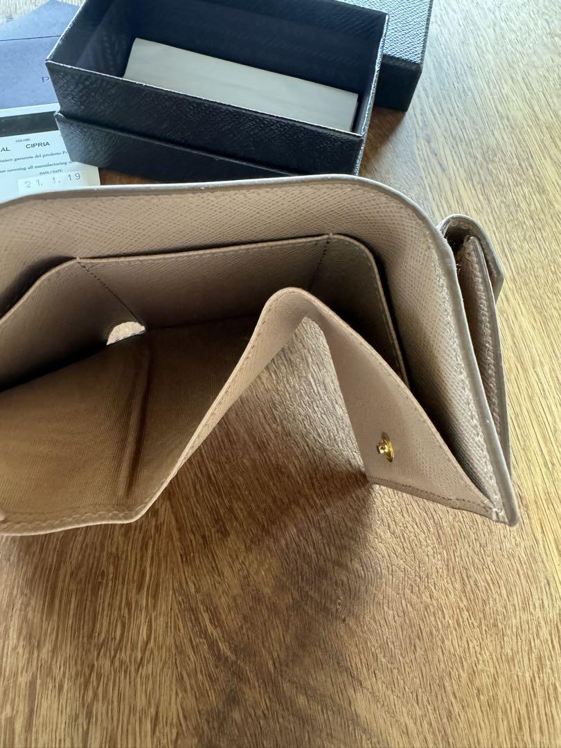 【美品】 PRADA プラダ　ミニウォレット　三つ折り財布　ベージュ
