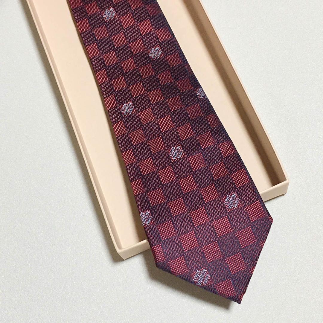 ルイヴィトン Louis Vuitton ネクタイ シルク レッド系 ダミエ ルイヴィトン Louis Vuitton ネクタイ シルク レッド系 ダミエ