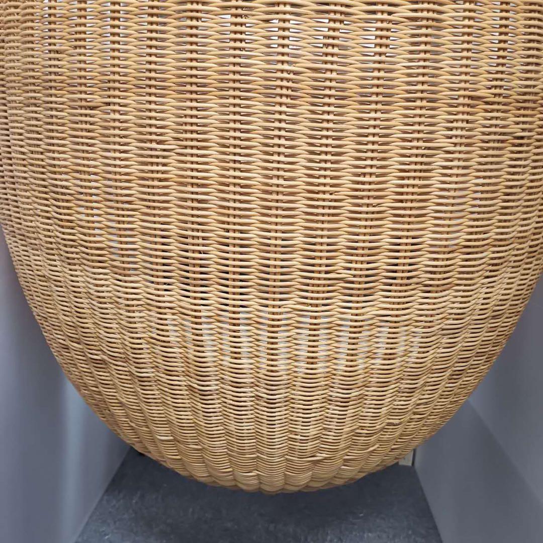 ラタン卵型ハンギングチェア目立った傷や汚れなし MARWIL-DEMENAGEMENTS_CH