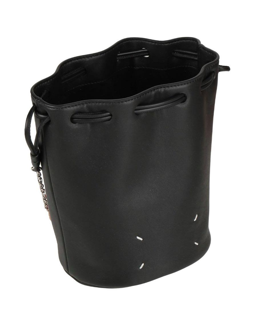Maison Margiela バケットバッグ ブラック Maison Margiela tabi バケットバッグ ブラック