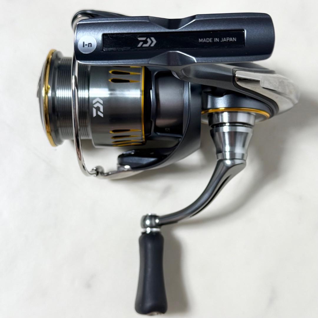 美品 DAIWA 23 AIRITY LT2000S-P 日本製 エアリティ