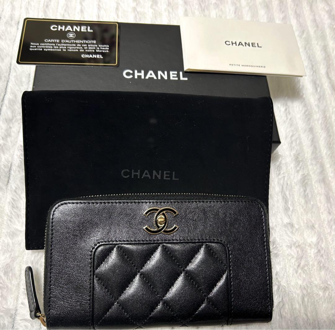 CHANEL マトラッセ コンパクト財布