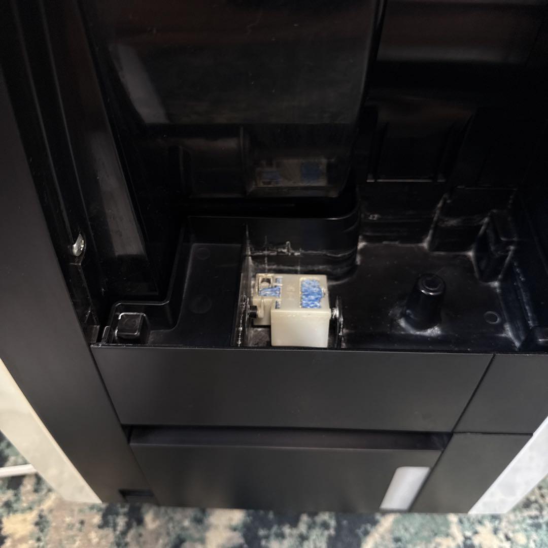 SHARP　シャープ　 除加湿空気清浄機　KC-HD70-W　プラズマクラスター