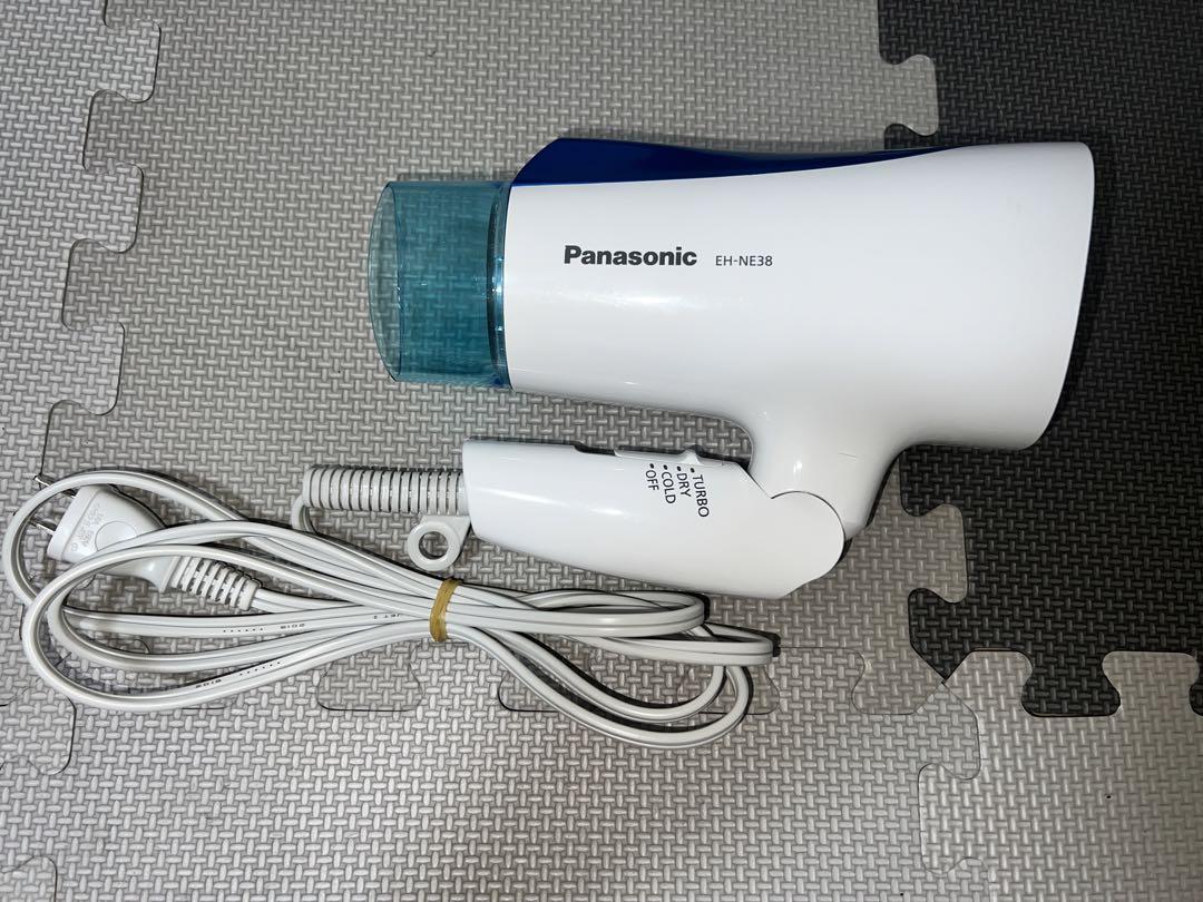 2018年製Panasonic ヘアドライヤーEH-NE38