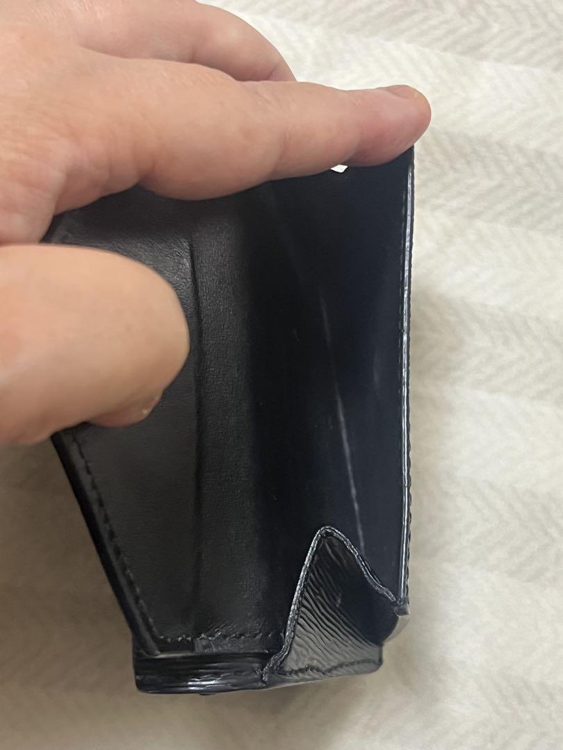 PRADA(プラダ)三つ折財布 ブラック