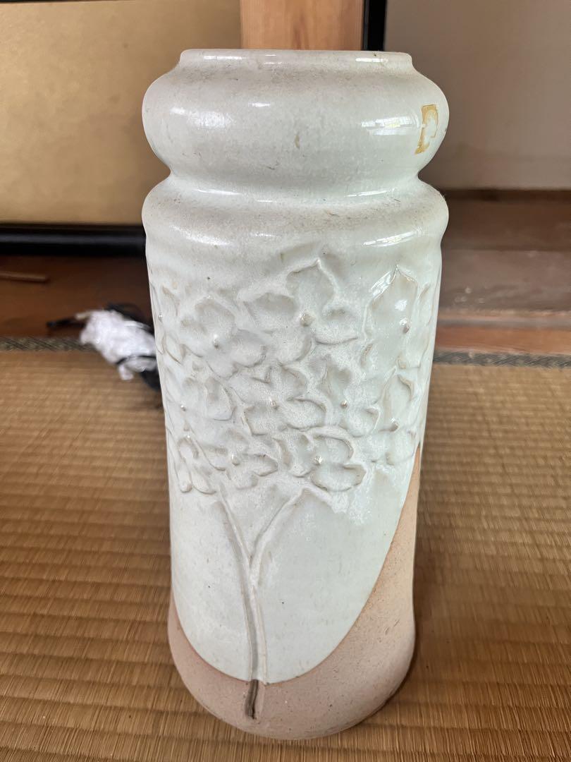 お盆用 大きい花瓶 特製美術花瓶 高級 菊の花柄 一対（2本）