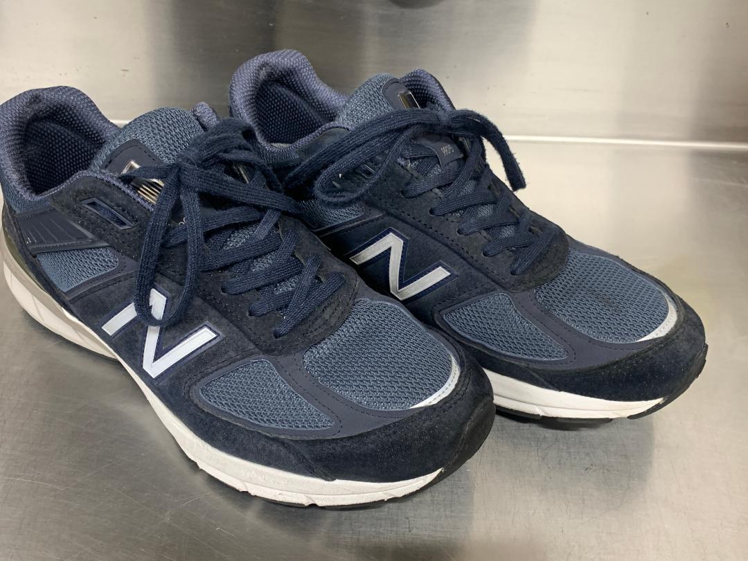 ニューバランス M990NV5