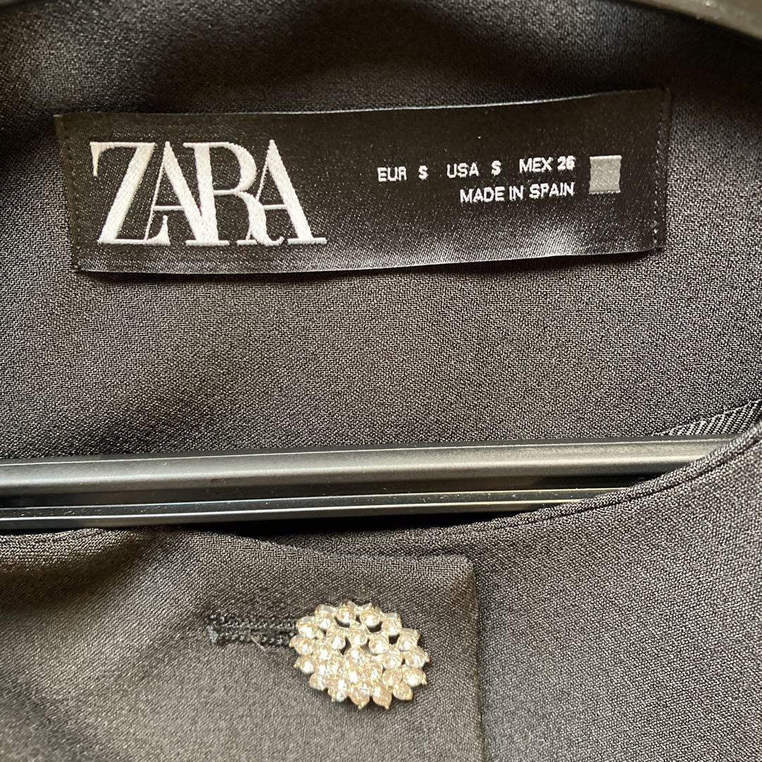 M/ ZARA ブラック 長袖ノーカラージャケット レディース タグ