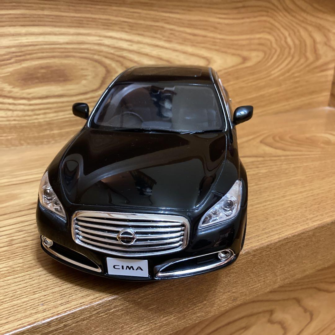 【限定600台 絶版】日産 シーマ 1/18 samurai CIMA 送料無料