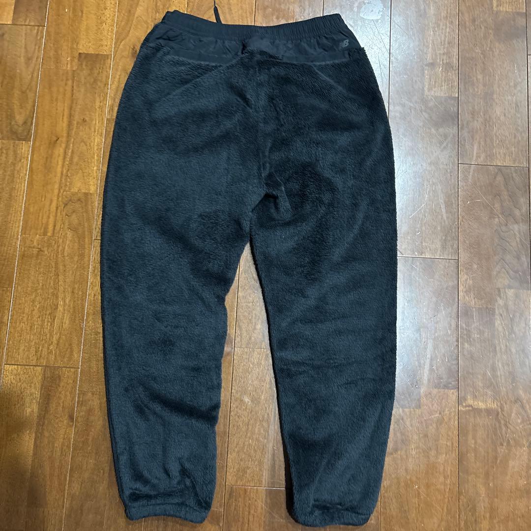 ニューバランスMET24 フリース セットアップ カーディガン パンツ ブラック