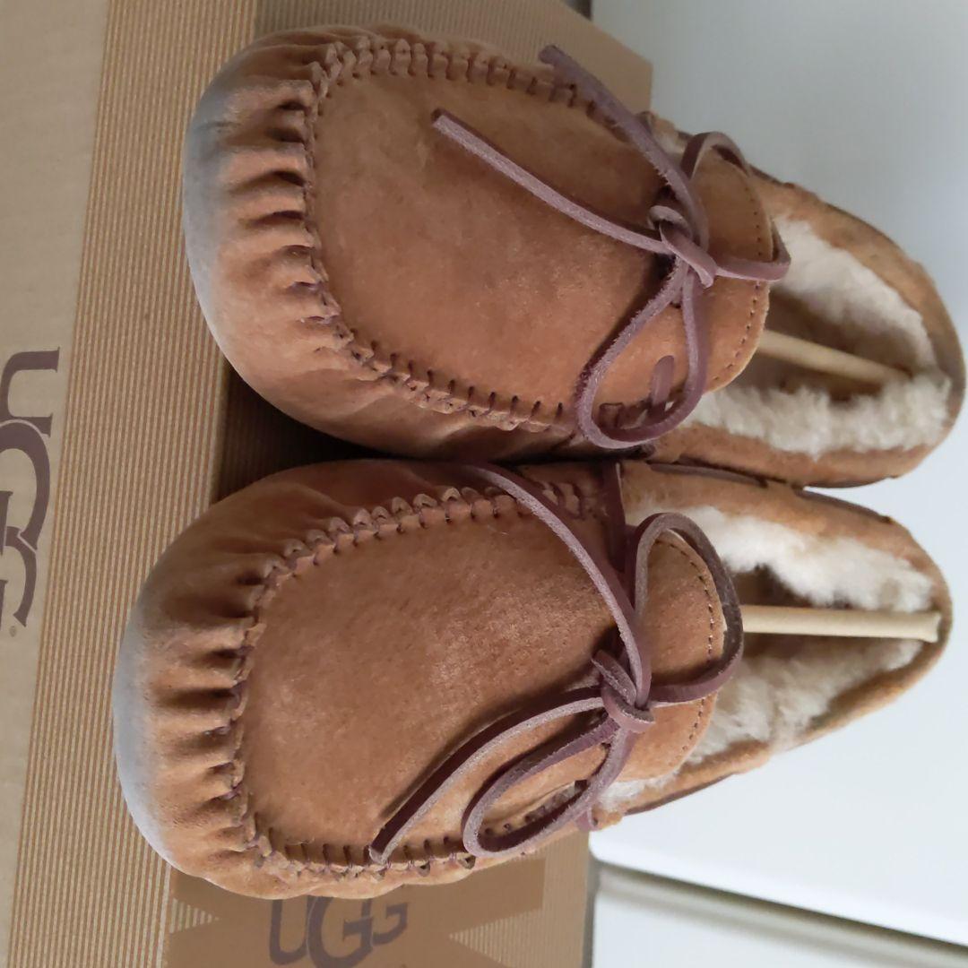 UGG モカシン