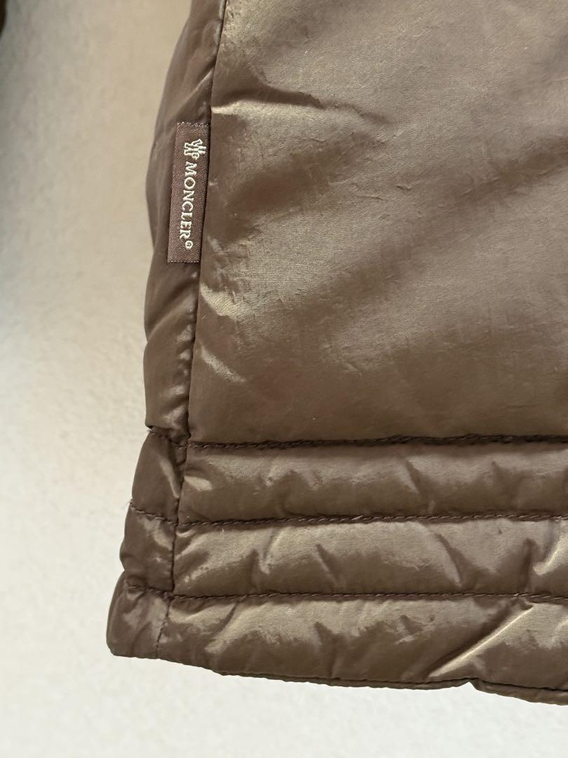 MONCLER ブラウン ダウンジャケット
