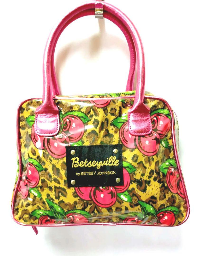 Betsey Johnson Million Stars Phone Bag, Silver: Handbags