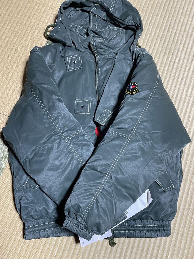 MONCLER