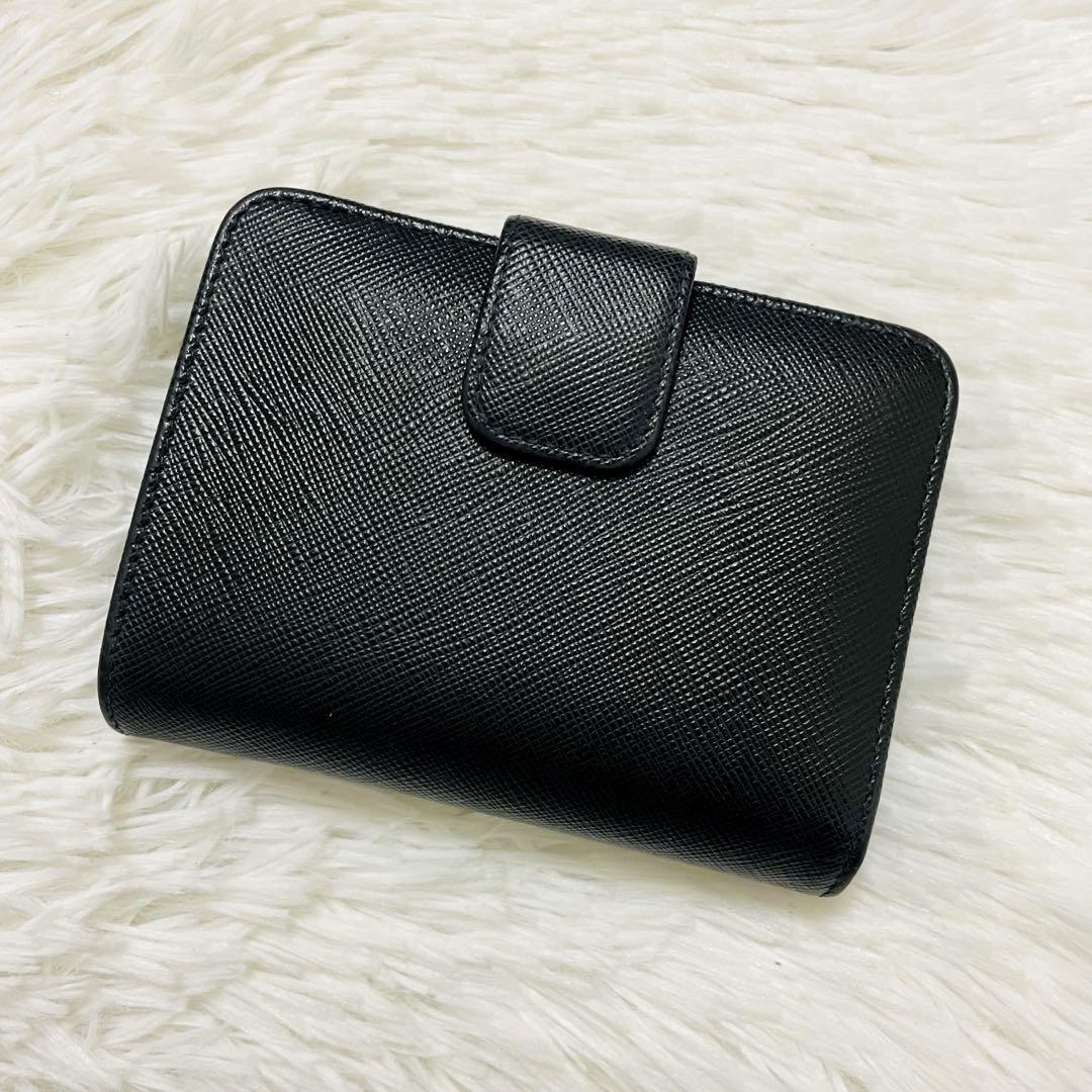 極美✨PRADA 二つ折り財布 サフィアーノ 三角ロゴ レザー ブラック