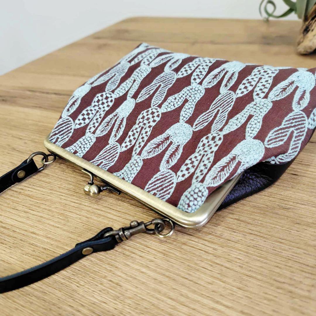 ミナペルホネン 希少 pomppia がま口 ポーチ 財布 ハンドメイド
