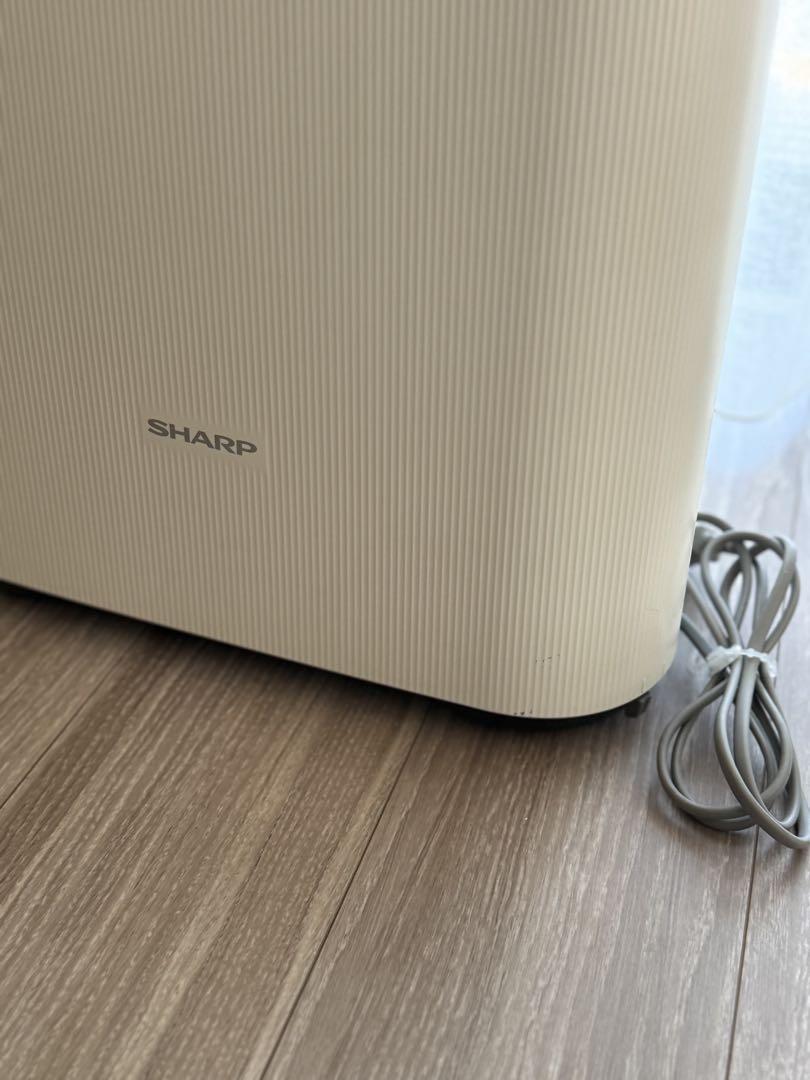 シャープ　SHARP 加湿空気清浄機 KC-G50-W ホワイト 動作確認済