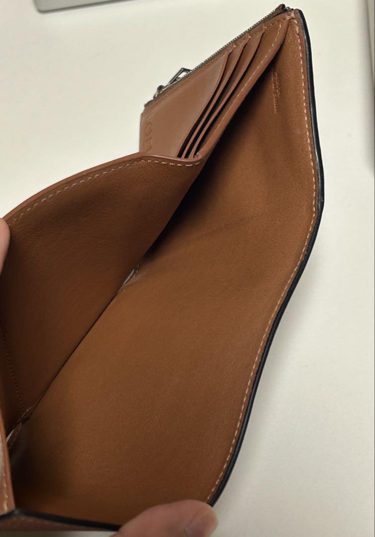 LOEWE ブラウン 三つ折り財布 LOEWE ブラウン 三つ折り財布