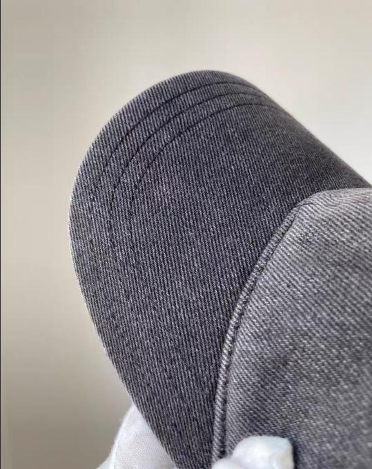 超美品PR ダークグレー ベースボールキャップ
