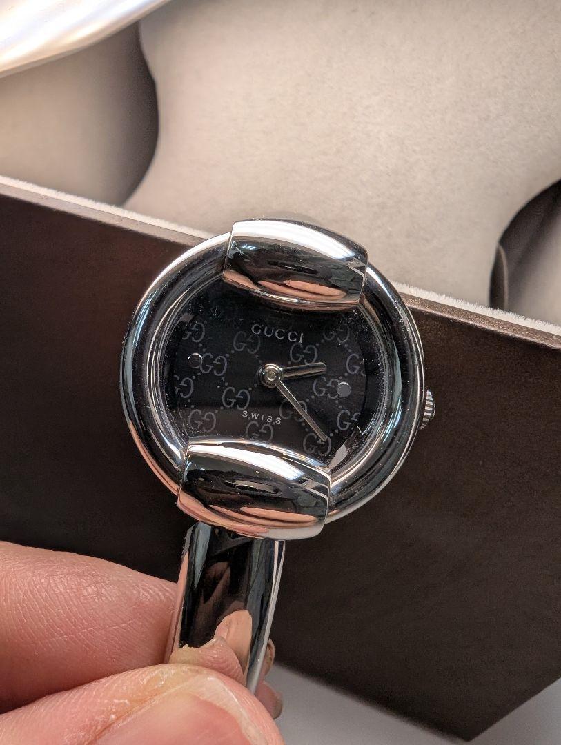 . GUCCI バングルウォッチ　文字盤ブラック 楽天市場】【ウォッチ】GUCCI グッチ バングル ウォッチ