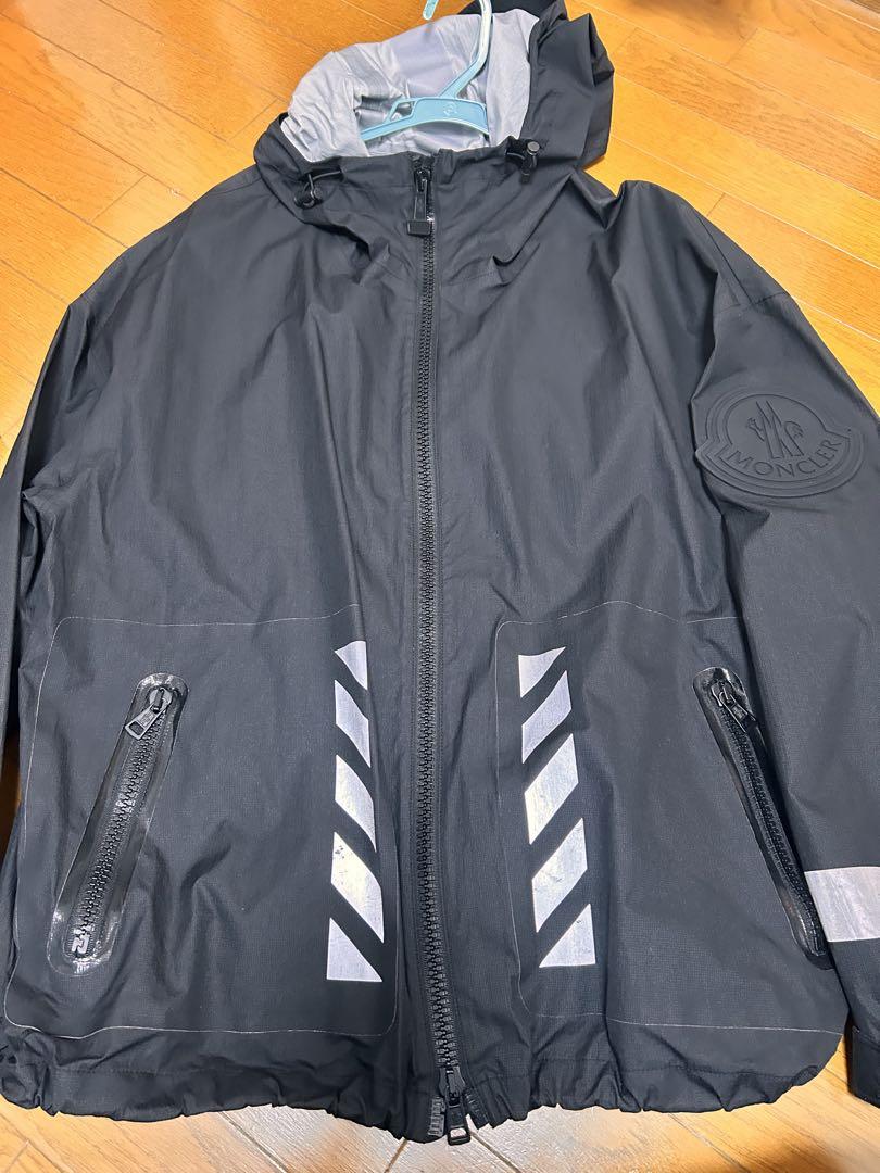 MONCLER ブラック ナイロンジャケット