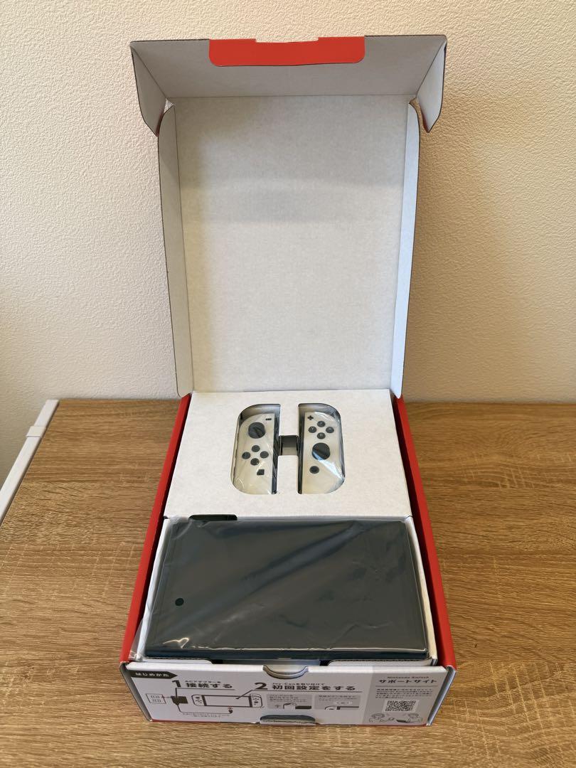 Nintendo Switch ELモデル