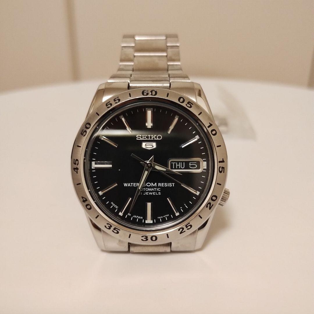 SEIKO5スポーツ 自動巻き腕時計 ブラック　余りコマ付き