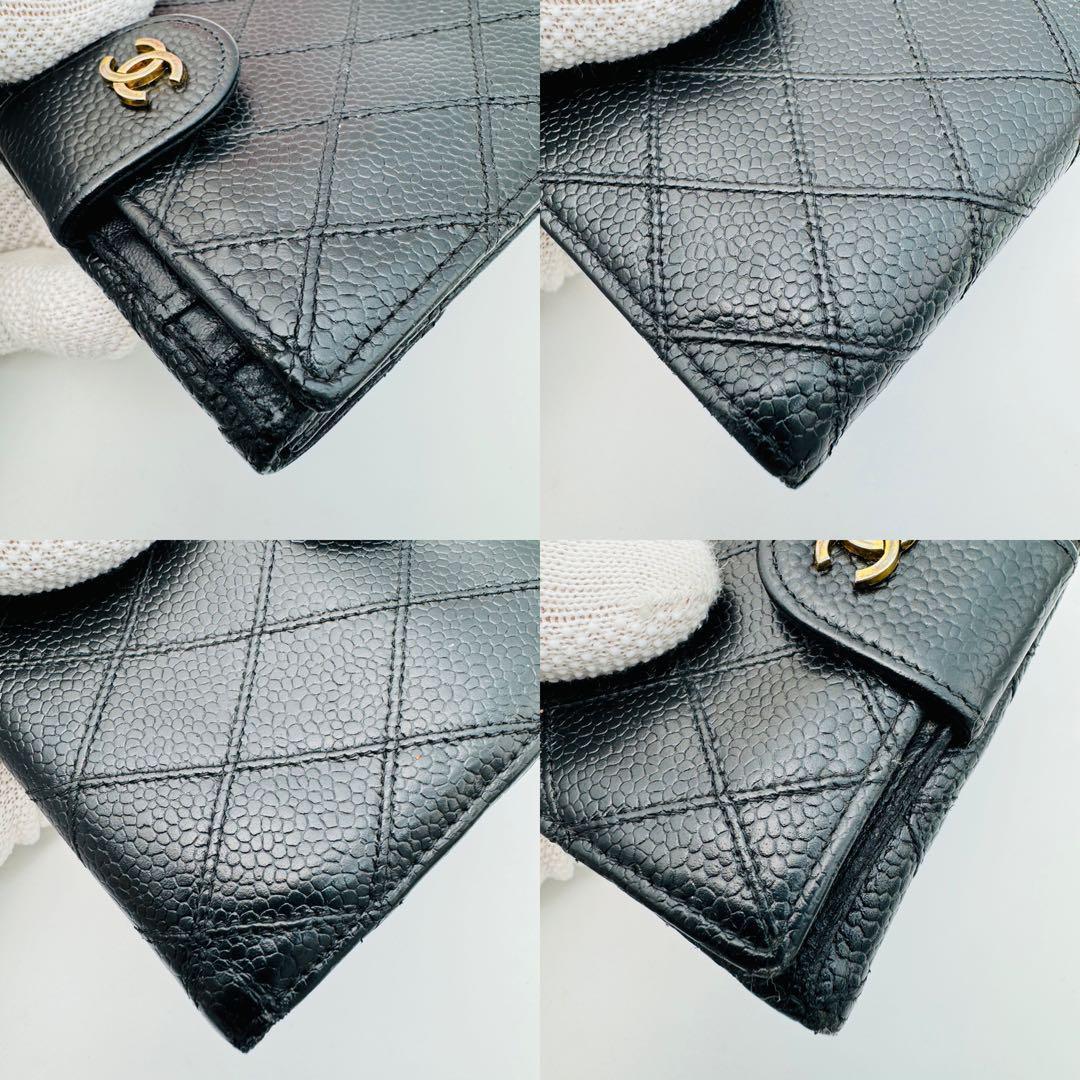 CHANEL シャネル 二つ折り財布 黒 レザー キャビアスキン 413