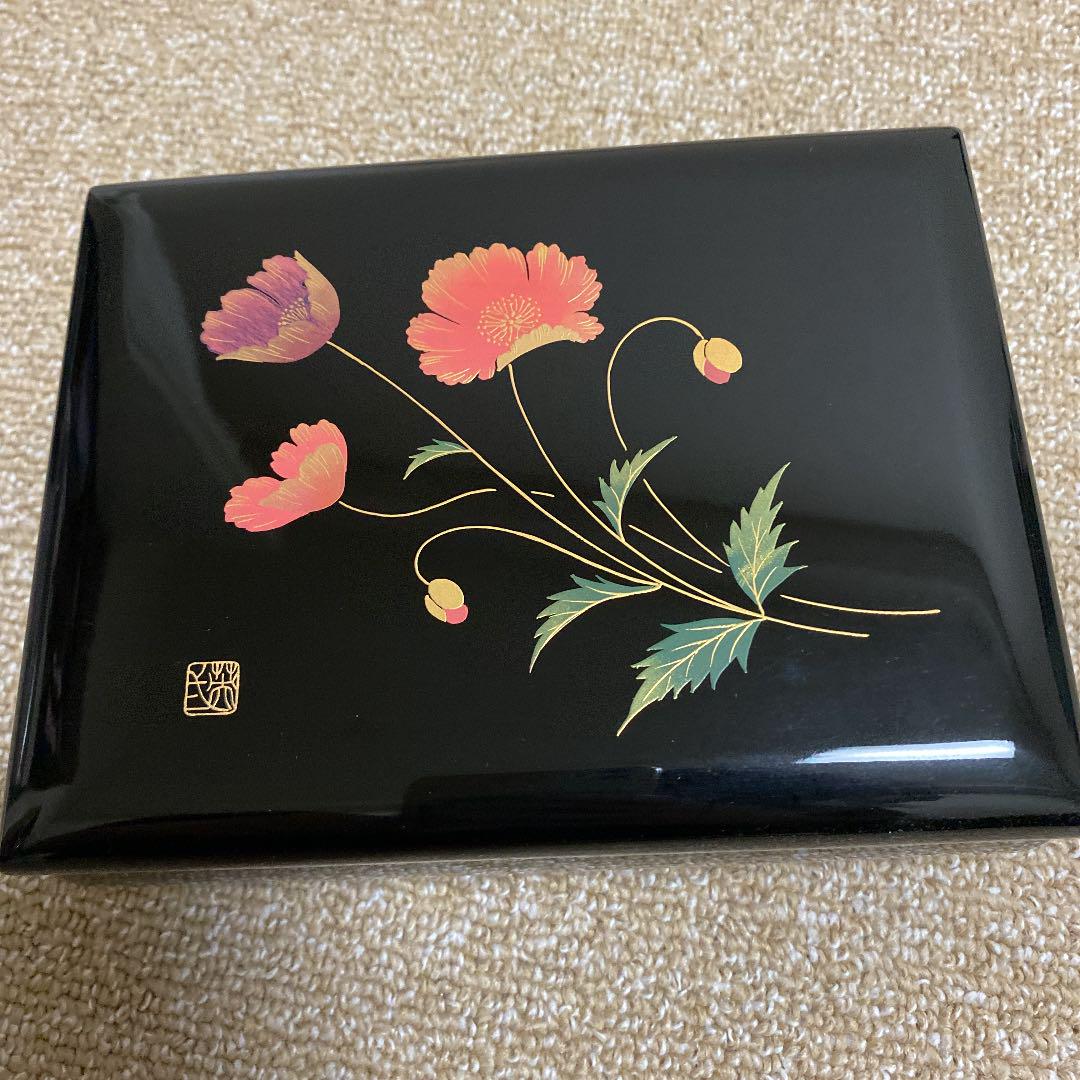 オルゴール付き アクセサリーケース 61fRZRam4JL._UF350,350_QL50_.jpg