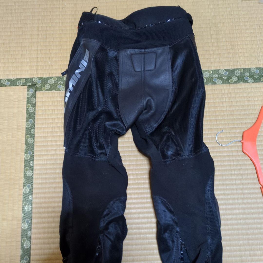 KOMINE バイクパンツ 黒/赤 サイズ調整可能 膝パッド付き