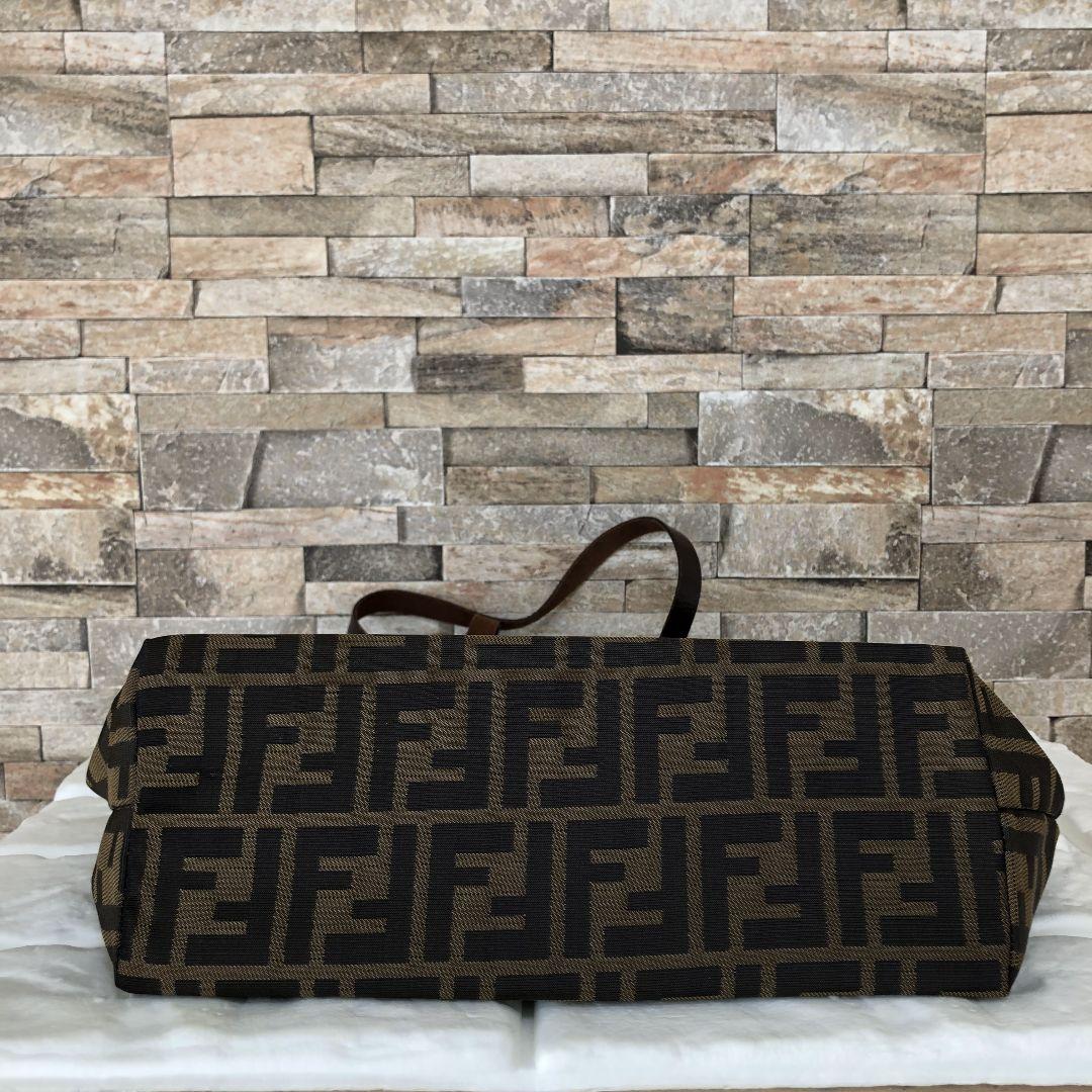 【美品】フェンディ ズッカ柄 トートバッグ 型番15978 画像4