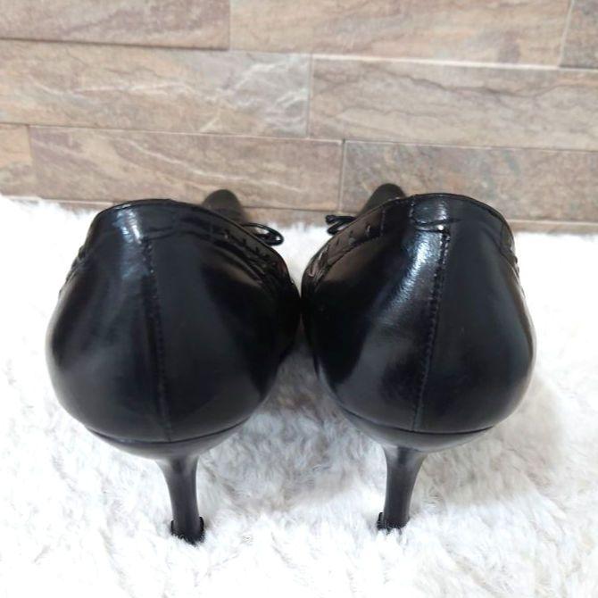 CHANEL 黒 レザー ポインテッドトゥ パンプス