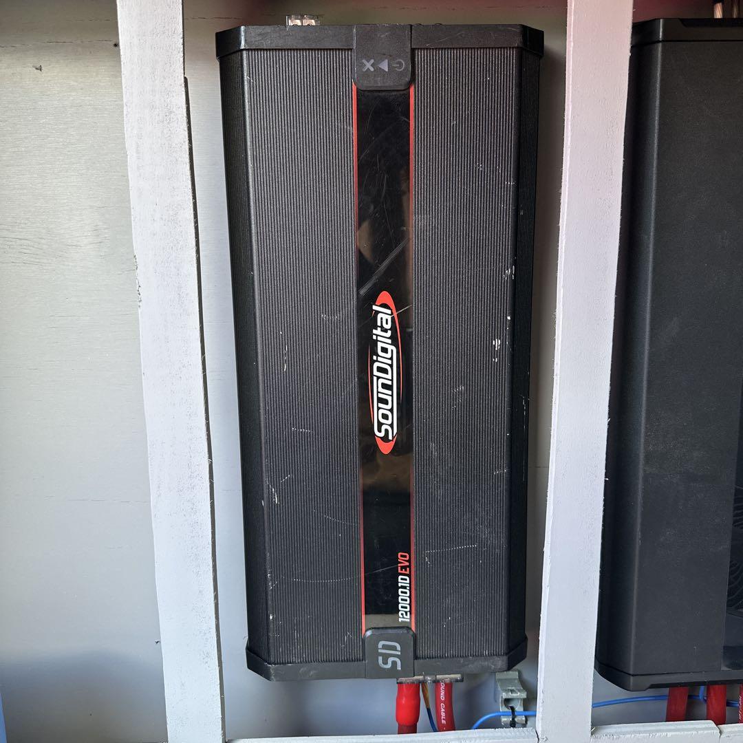 Soundigital 12000.1Ω evo アンプ