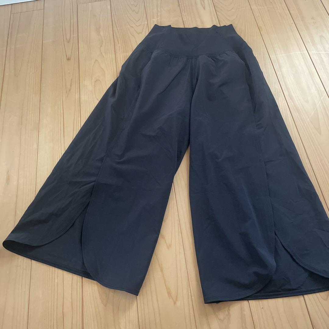ルルレモン★フレアパンツ