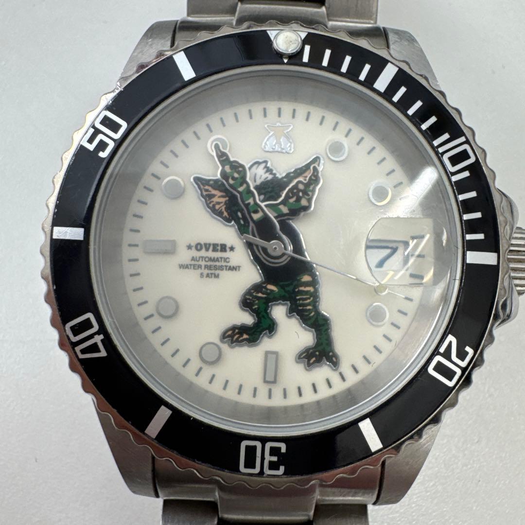 OVER ザストライプグレムリンコラボ腕時計メンズ目立った傷や汚れなし