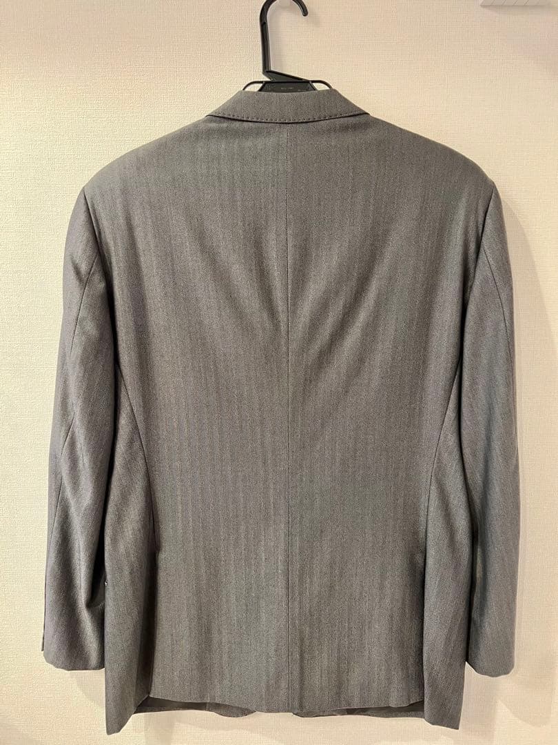 最新情報 アルマーニ スーツ グレー サイズ48 セットアップ