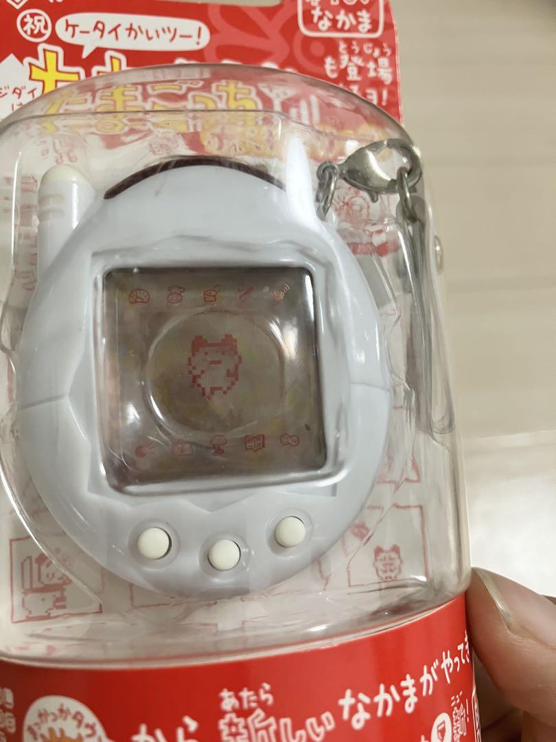 未開封たまごっち＋赤いシリーズ オールほわいと‼ 未開封たまごっち＋赤いシリーズ オールほわいと‼