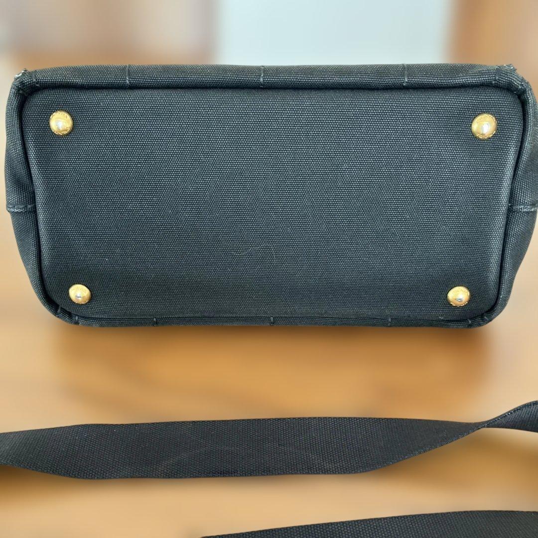 PRADA カナパ ブラック ハンドバッグ PRADA カナパ ブラック ハンドバッグ