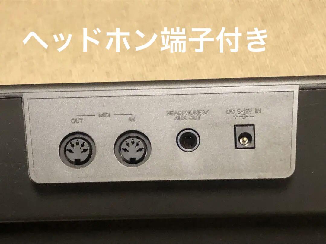 ポータブル・キーボード／YAMAHA PSR-300／　専用台、ACアダプタ付