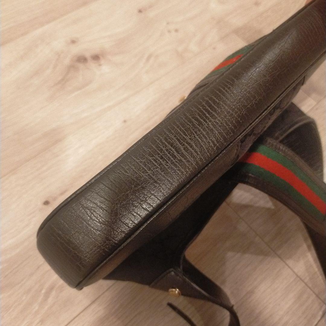 GUCCI　ワンショルダーバッグ　シェリーライン　黒　金金具　GG