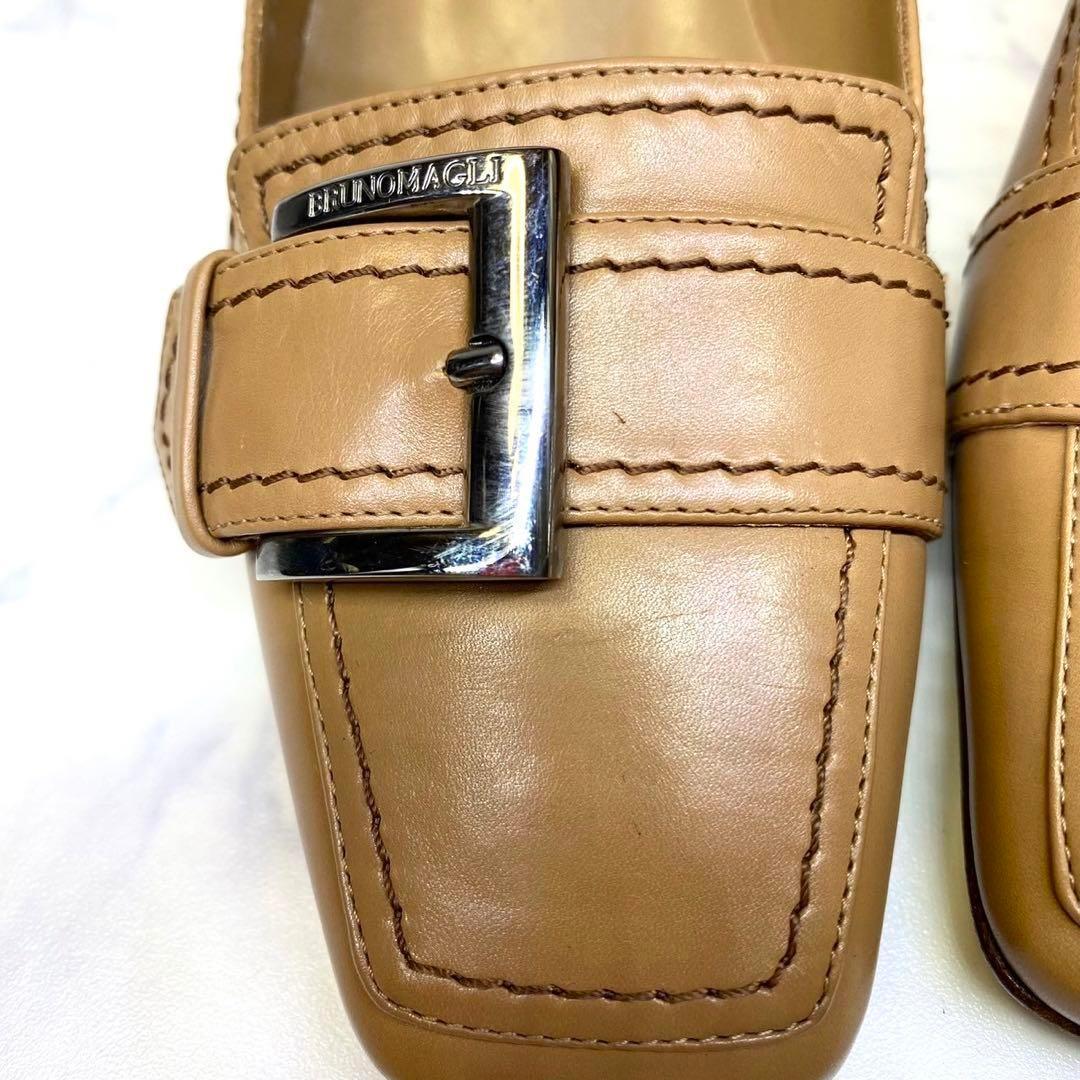 美品✨ ブルーノマリ BRUNOMAGLI スクエアトゥ パンプス Y0667