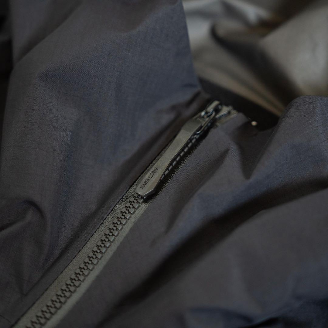 ARC'TERYX BETA SL HYBRID JACKET / XL ARC'TERYX BETA SL HYBRID JACKET / XL