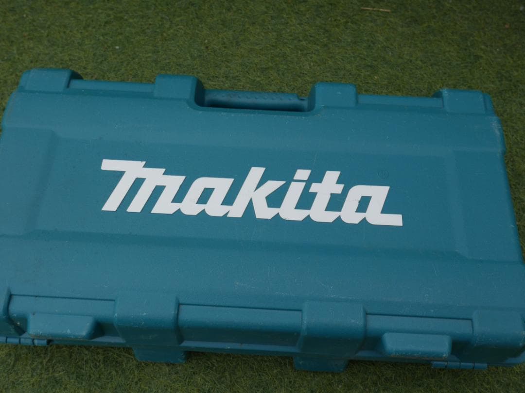 Makita