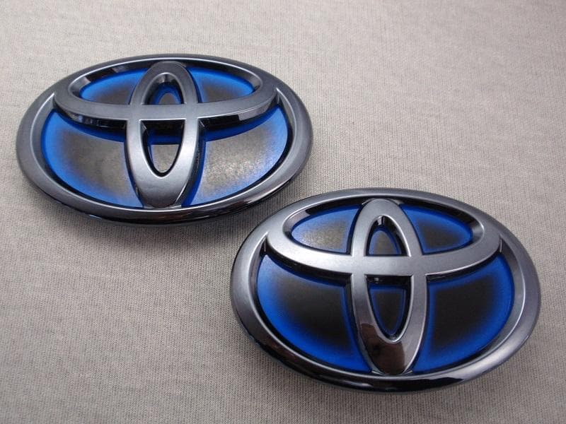 80系VOXY HYBRID プラチナブラックエンブレム 2点セット (FT)