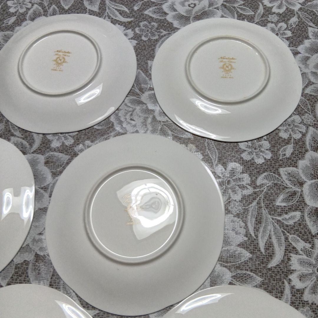 確認用　noritake ノリタケ　ケーキ皿　直径約15.7センチ